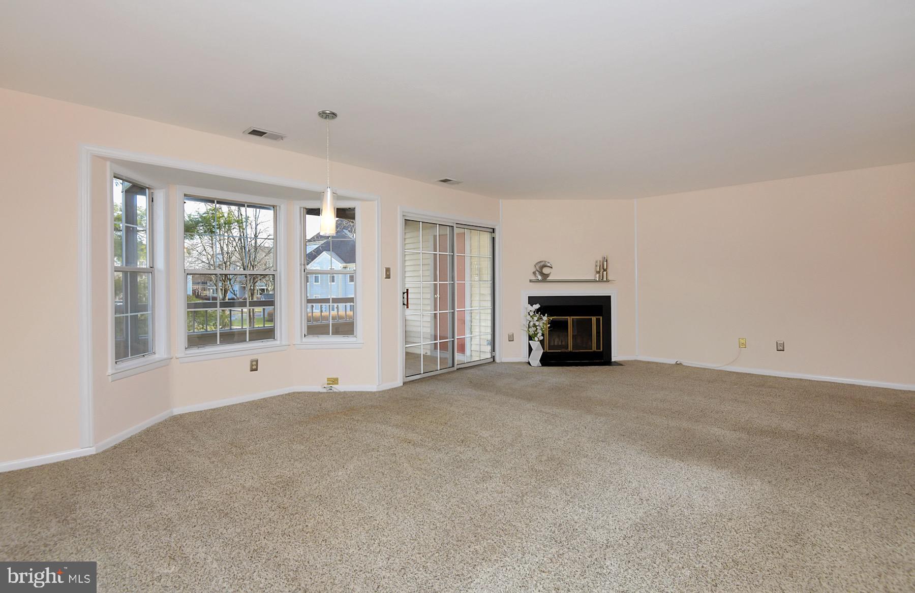 309 Trinity Court, Unit 6 Princeton, NJ 08540 - Photo 5 of 27