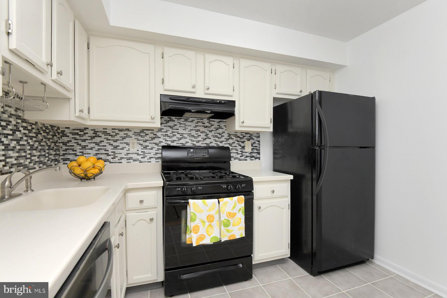 309 Trinity Court, Unit 6 Princeton, NJ 08540 - Photo 9 of 27