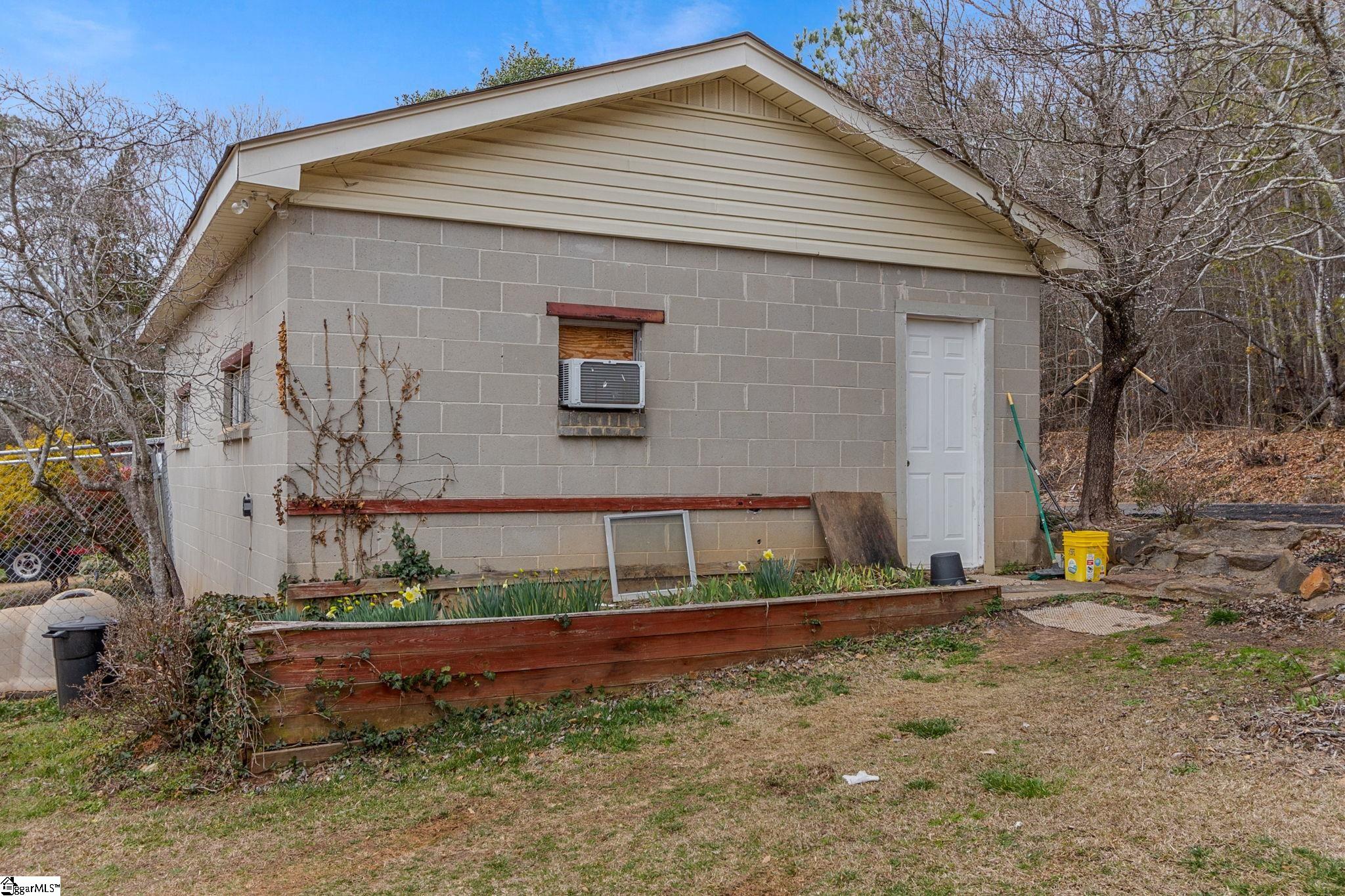 107 Bowen Heights Road Pickens, SC 29671 - Photo 26 of 36 Gallery Image 26