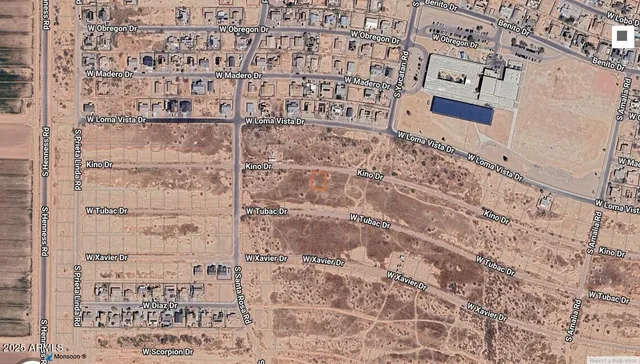 a picture of a bathroom