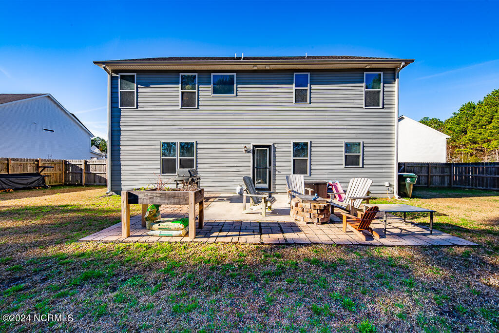 623 Edgewood Avenue Newport, NC 28570 - Photo 23 of 24 Back of home