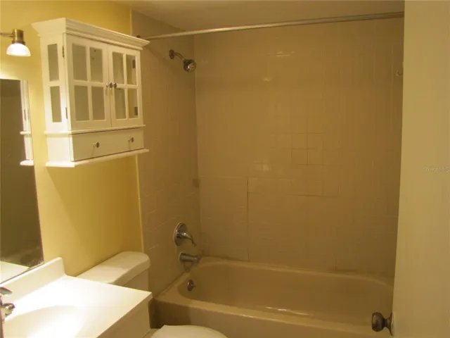 $1,500 | 7137 East Bank Drive, Unit 7137, Tampa, FL 33617