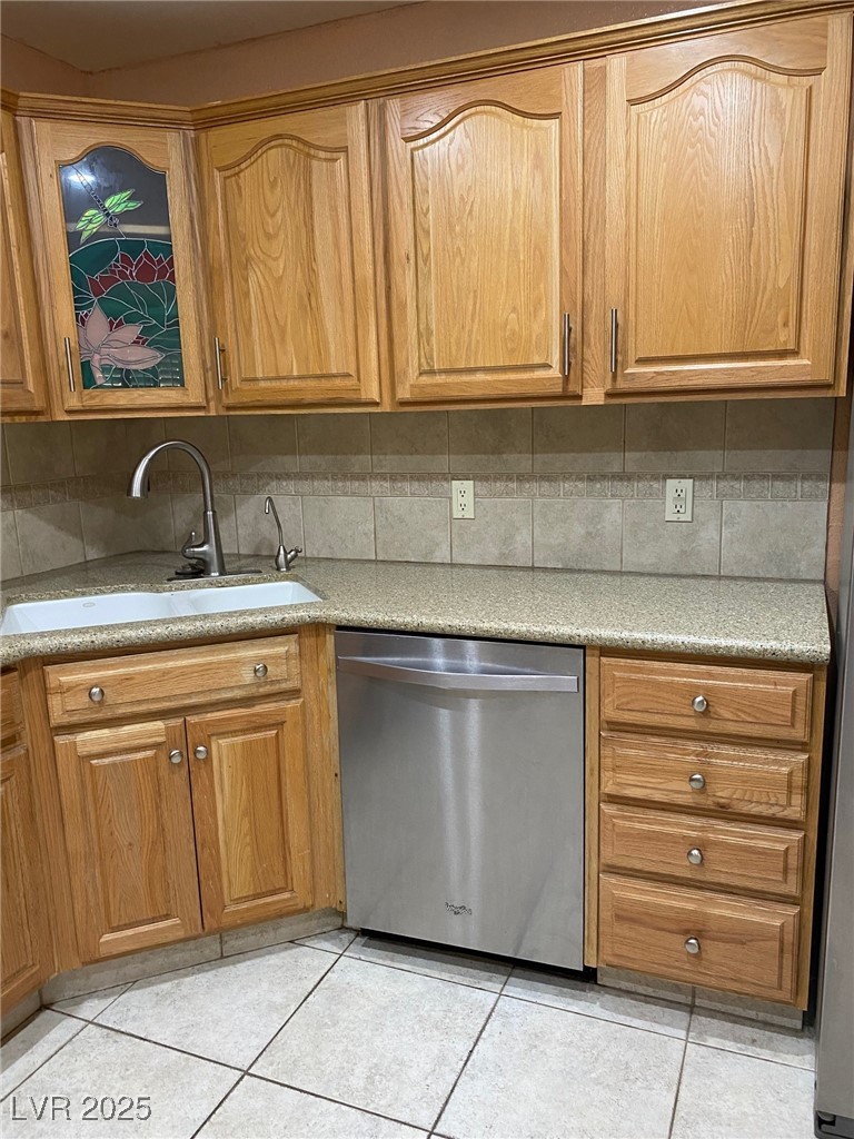 2208 Rugged Mesa Drive Laughlin, NV 89029 - Photo 7 of 36