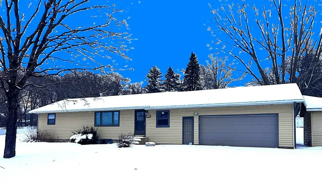 $189,900 | 608 2nd Avenue Northeast, Sartell, MN 56377
