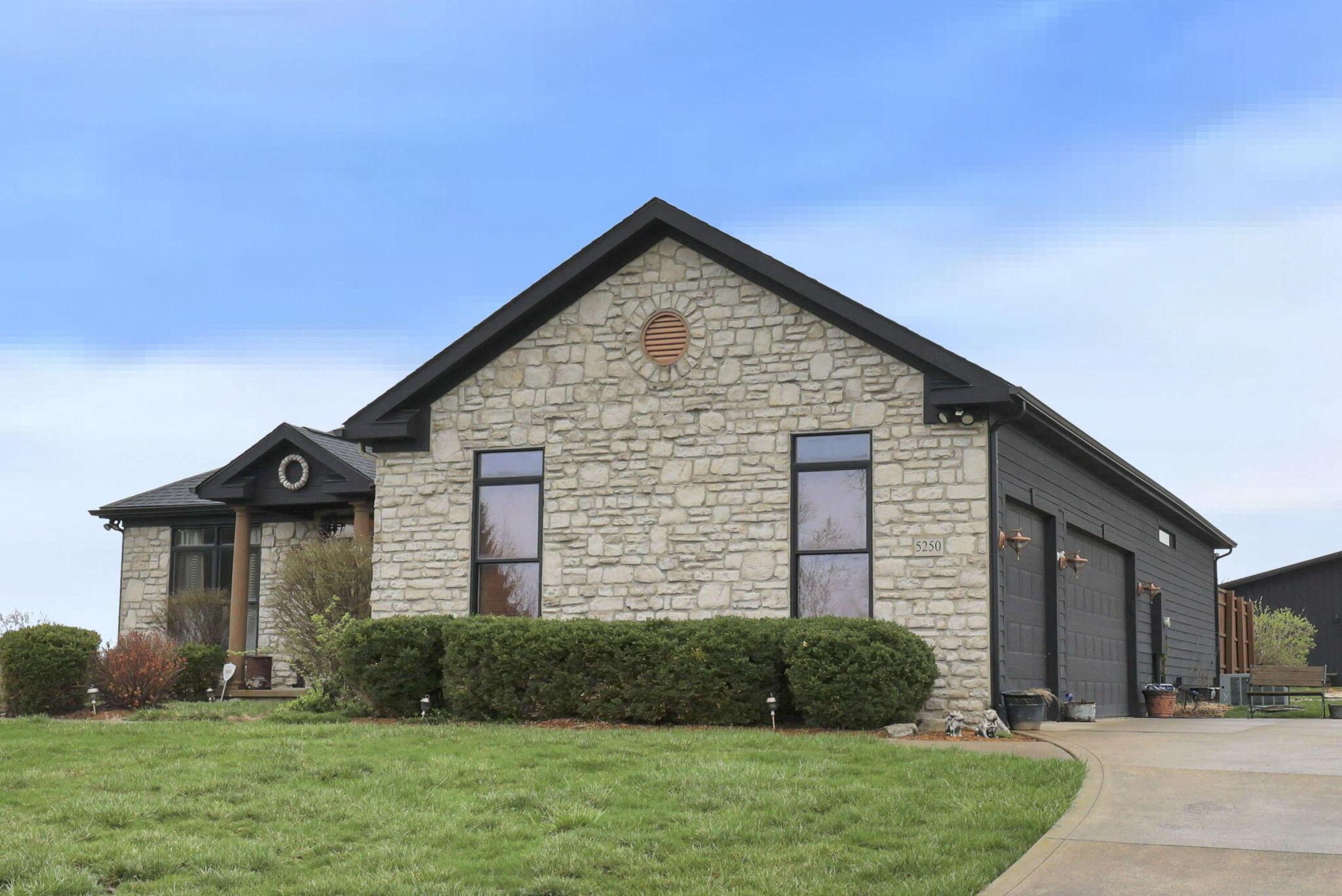 5250 Coakley Road Northwest Carroll, OH 43112 - Photo 5 of 90 5-web-or-mls-GR7A5990 - Copy
