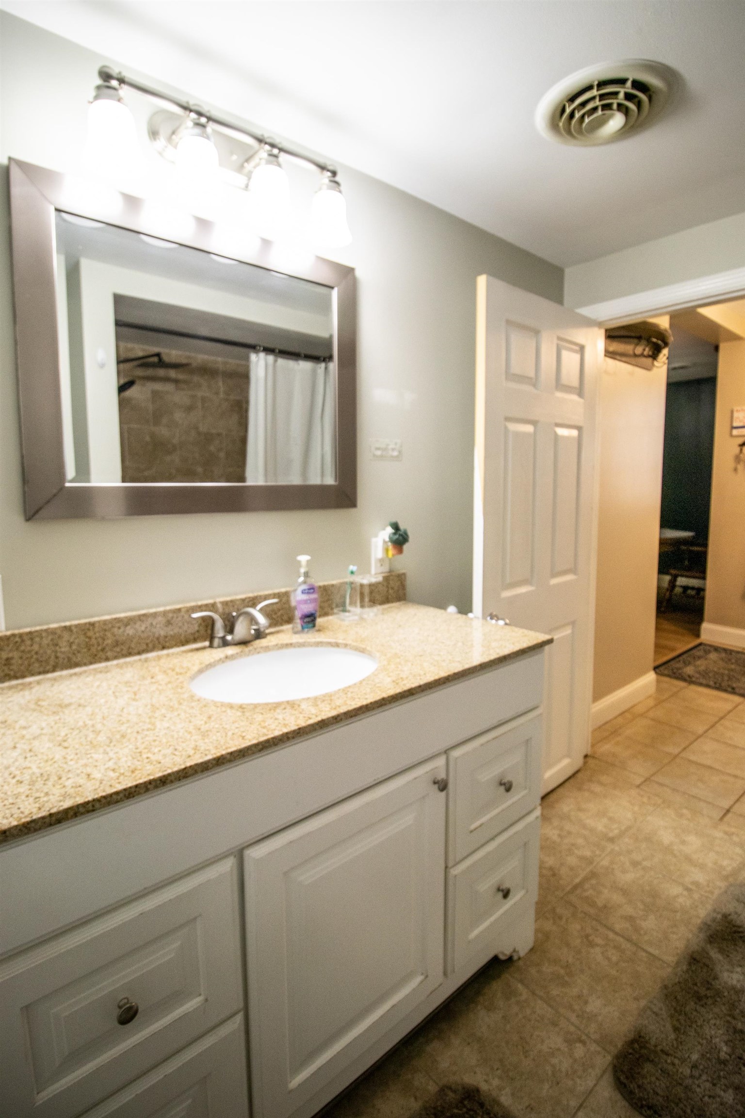 8288 Neff Road Mount Morris, MI 48458 - Photo 22 of 43 50149826-20c895e5-dadb-43b2-9d47-485400d541ed.JPG