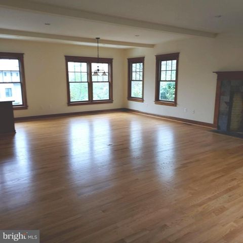 $1,575,000 | 900 28th Street South, Arlington, VA 22202