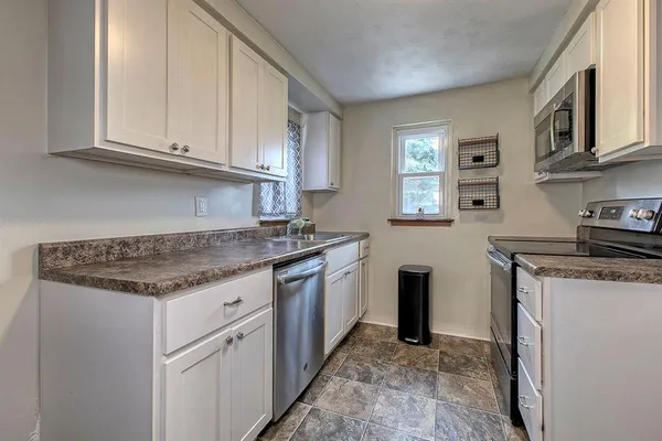$165,000 | 107 Carmella Drive, White Oak, PA 15131