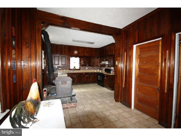 44 Cromby Road Phoenixville, PA 19460 - Photo 11 of 25 Kitchen