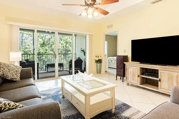 $279,800 | 7811 Regal Heron Circle, Unit 302, Naples, FL 34104