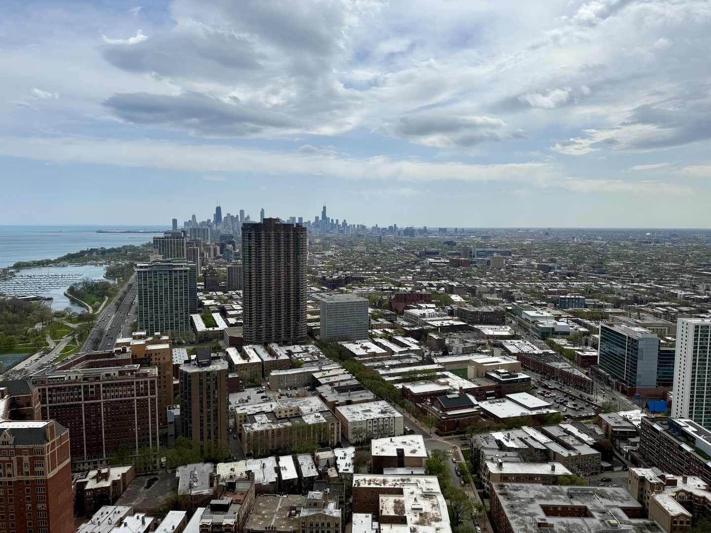 655 West Irving Park Road, Unit 4113 Chicago, IL 60613 - Photo 8 of 22 Gallery Image 8