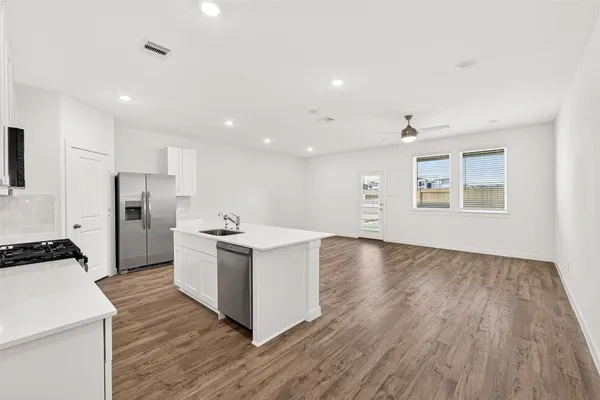 $2,300 | 3523 Adelie Lane, Katy, TX 77494