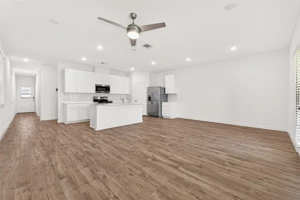 $2,300 | 3523 Adelie Lane, Katy, TX 77494