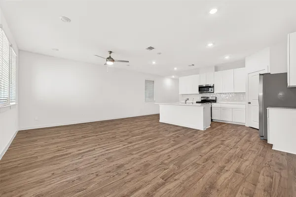 $2,300 | 3523 Adelie Lane, Katy, TX 77494