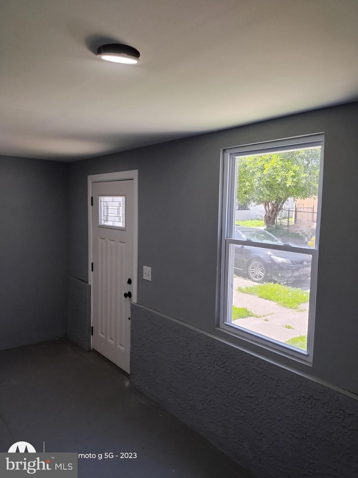 1115 White Street Chester, PA 19013 - Photo 2 of 15