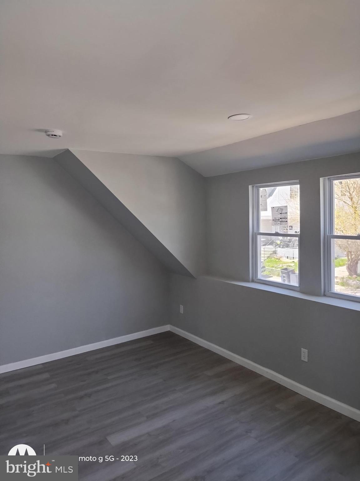 1115 White Street Chester, PA 19013 - Photo 8 of 15
