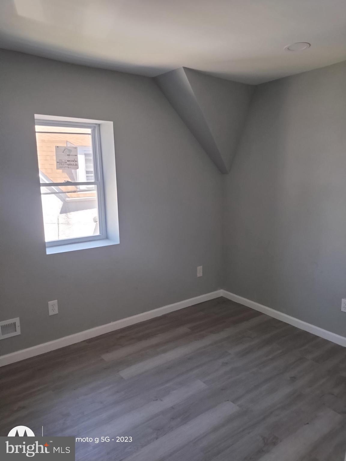 1115 White Street Chester, PA 19013 - Photo 10 of 15