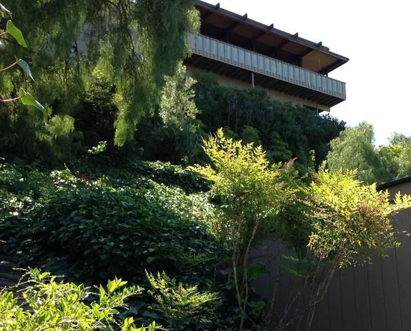 $12,800 | 605 Litchfield Lane, Santa Barbara, CA 93109