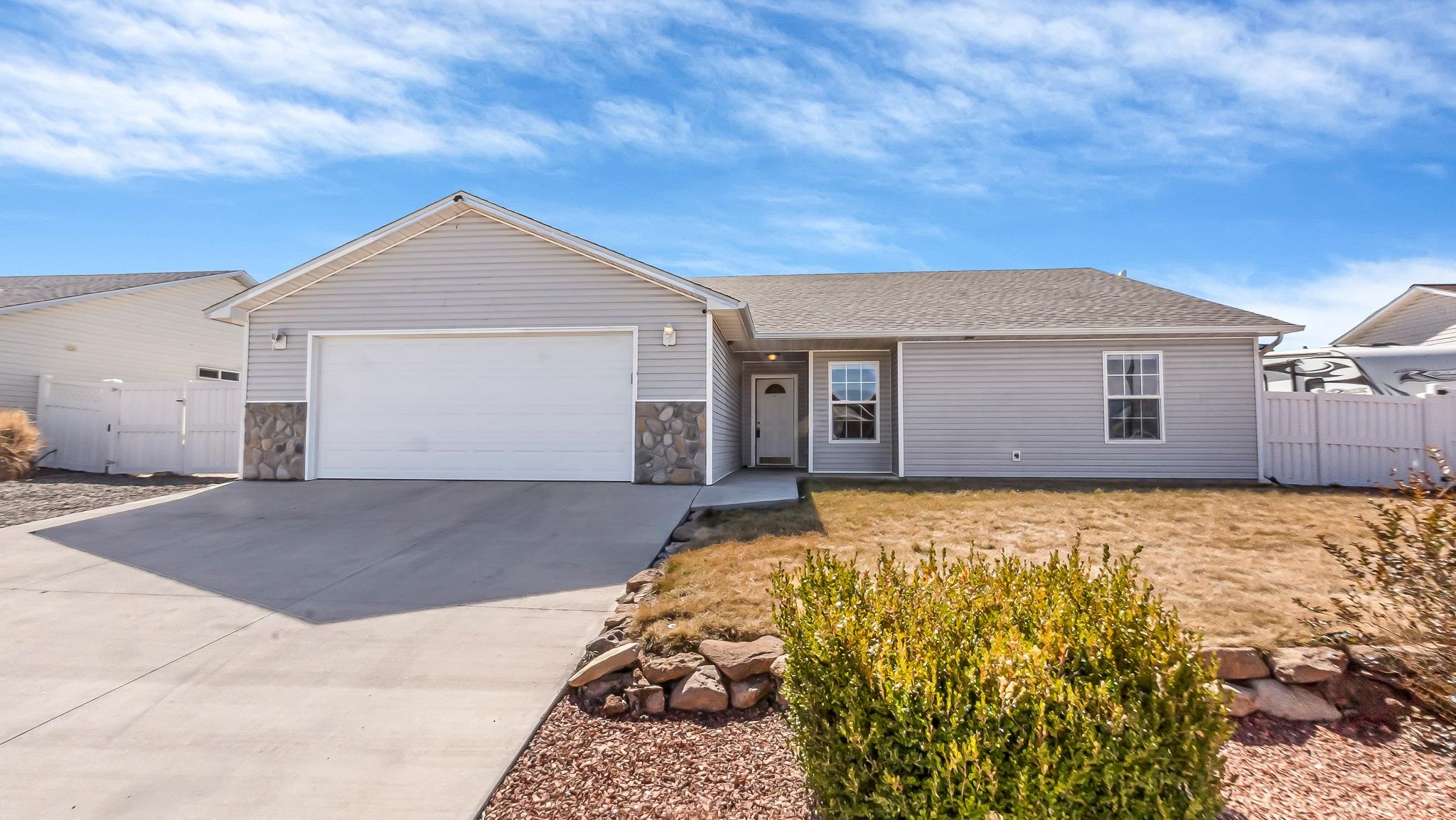2827 B B 3/10 Road Grand Junction, CO 81503 - Photo 1 of 40