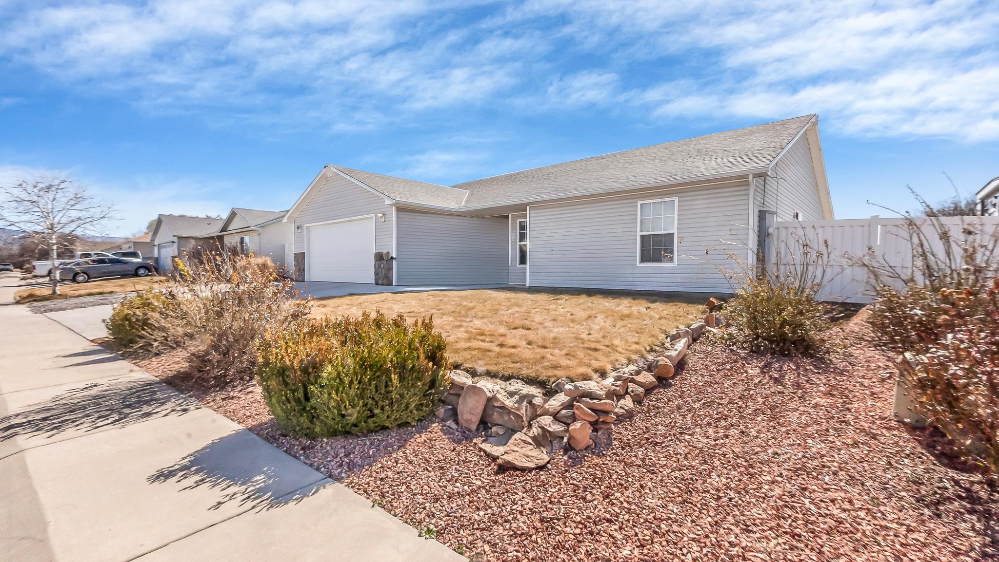 2827 B B 3/10 Road Grand Junction, CO 81503 - Photo 4 of 40