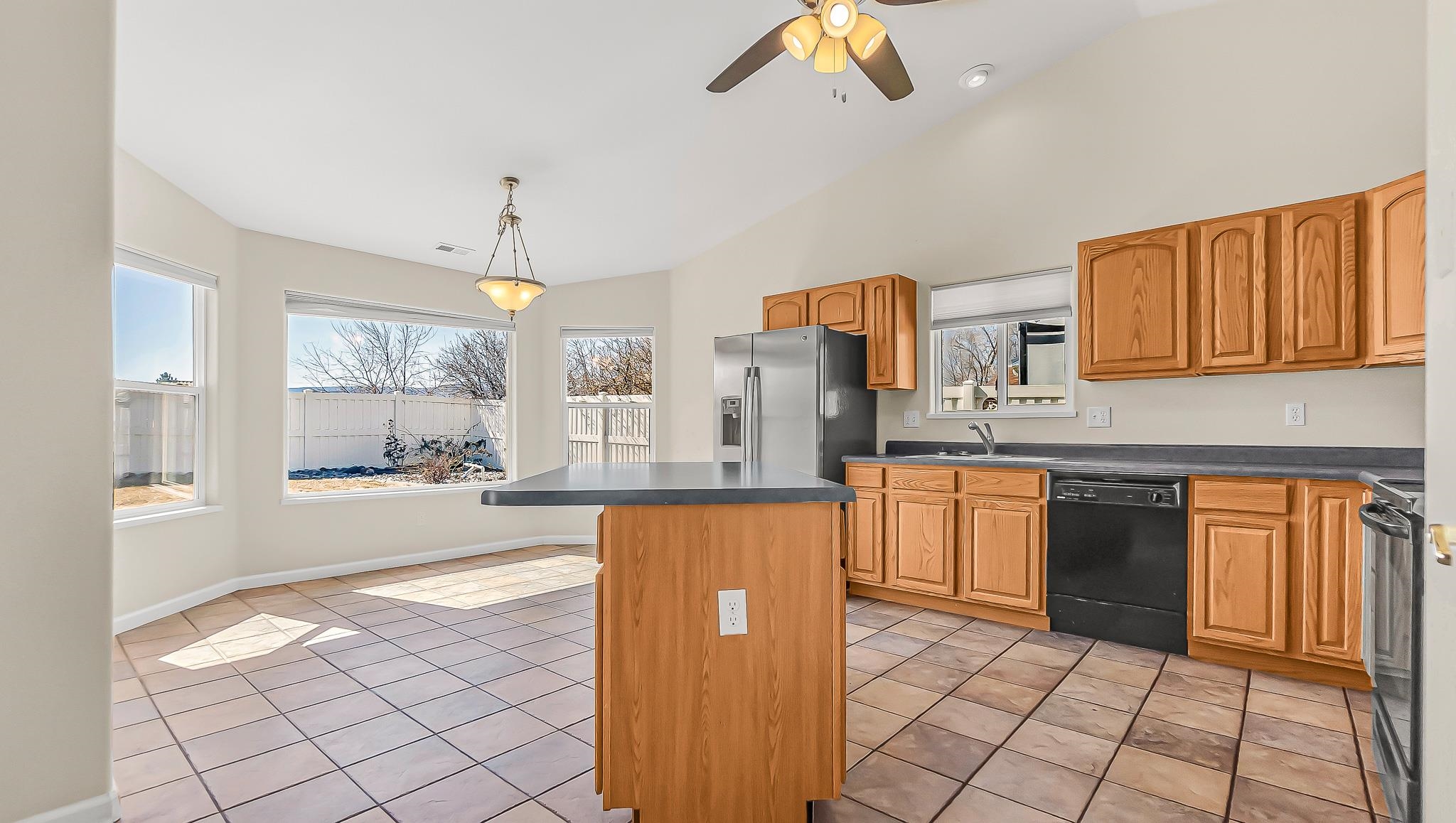 2827 B B 3/10 Road Grand Junction, CO 81503 - Photo 8 of 40