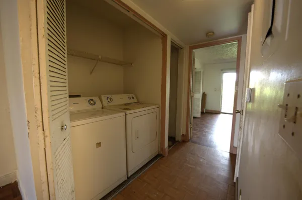a close view of sink