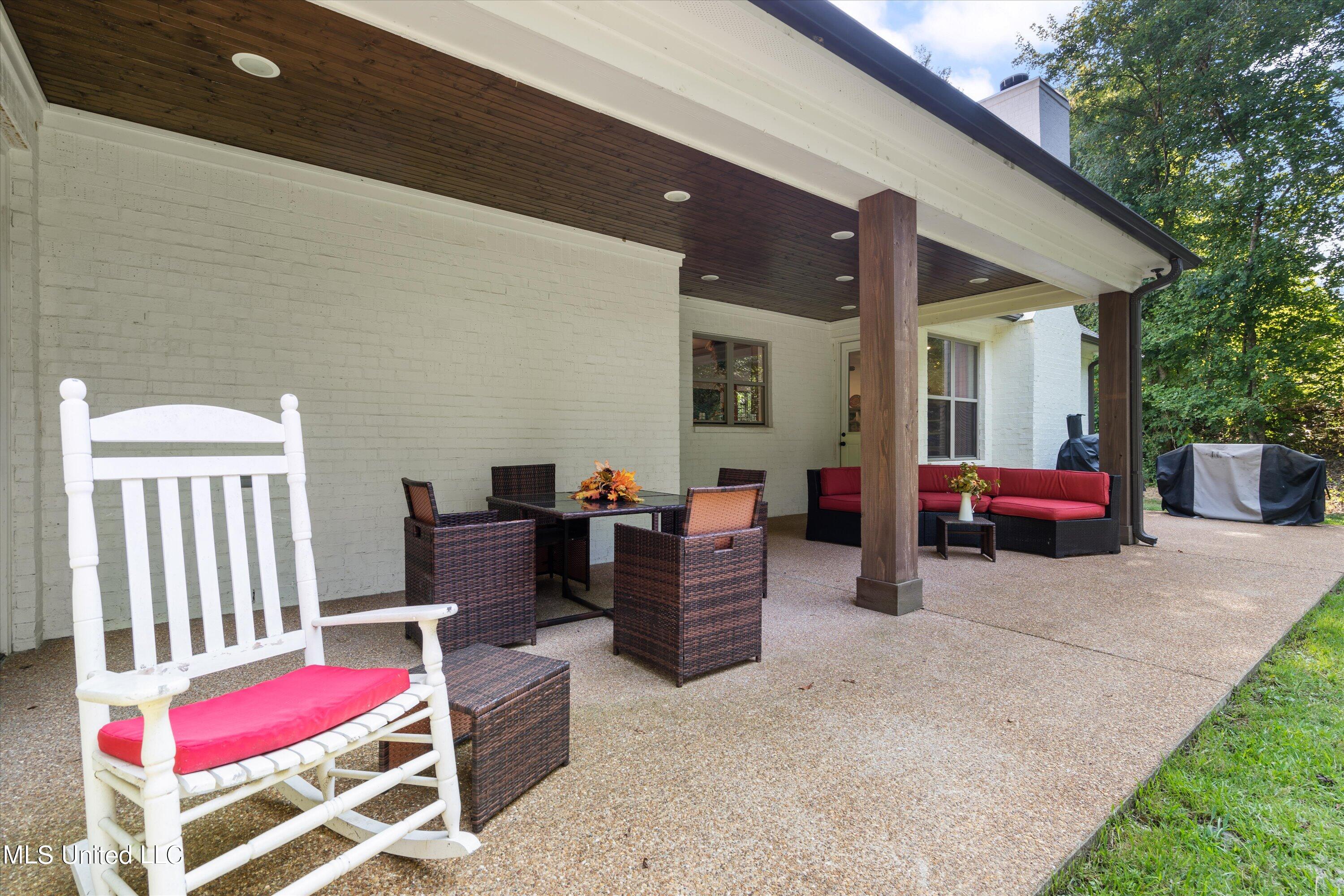 602 Slocum Road Hernando, MS 38632 - Photo 6 of 24 23-Back Porch