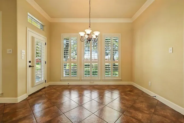 a front view of house with yard