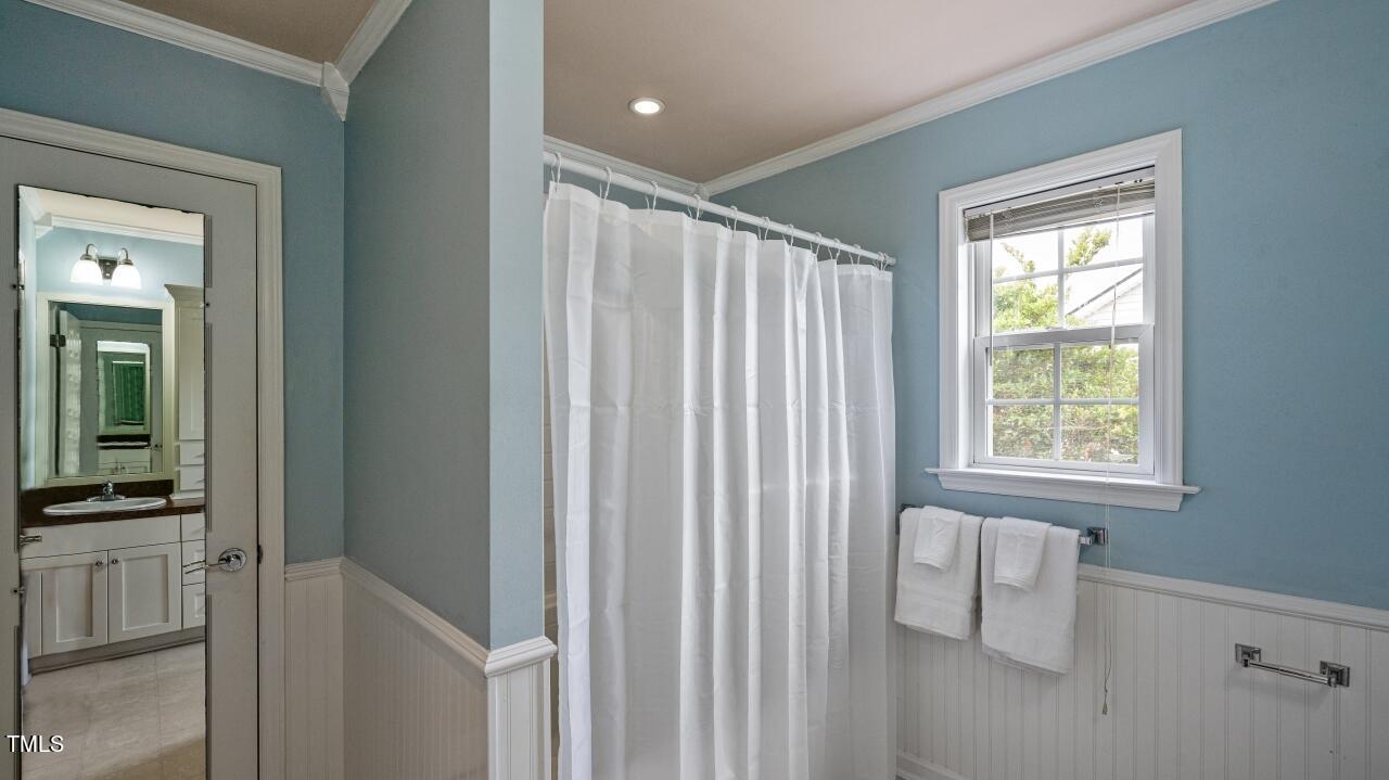 1065 Smith Road Smithfield, NC 27577 - Photo 28 of 36 a very nice looking room with a large window