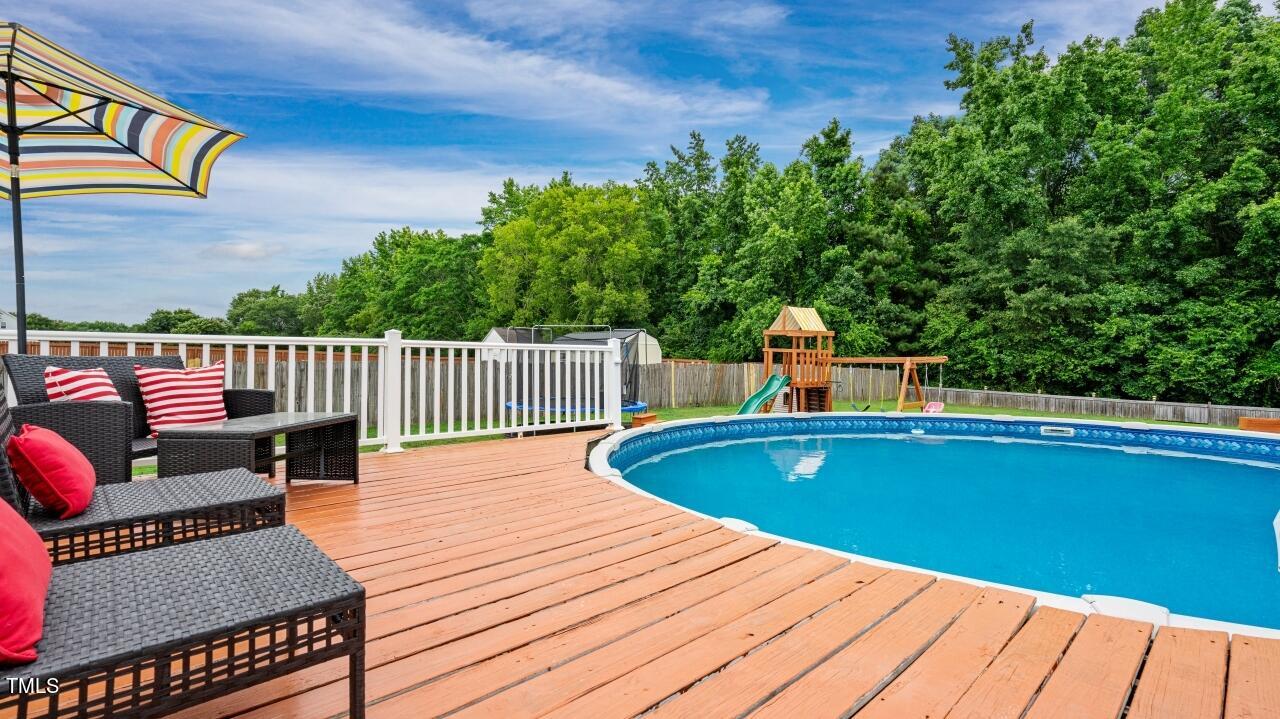 1065 Smith Road Smithfield, NC 27577 - Photo 3 of 36 a view of sitting area with furniture