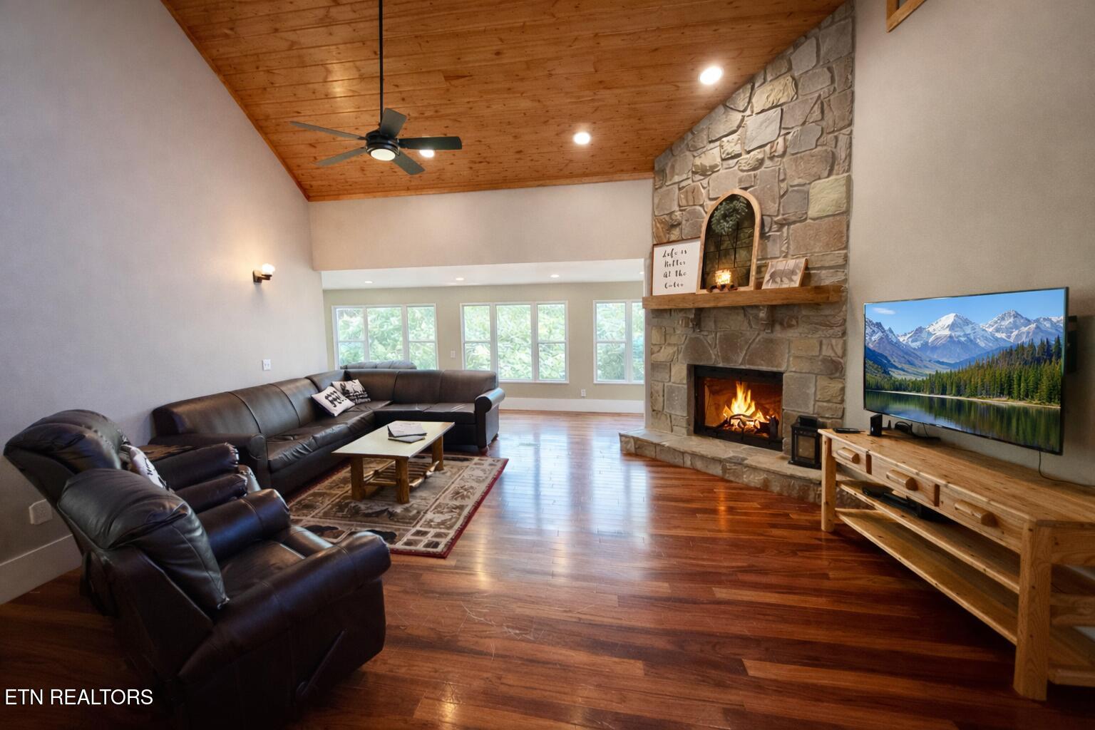 1463 Red Cedar Lane Sevierville, TN 37876 - Photo 2 of 24 Chat living room fire in fireplace