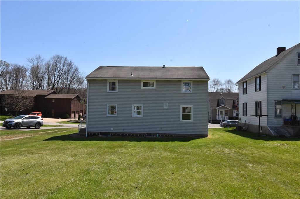 241 Chestnut Street Indiana, PA 15701 - Photo 4 of 28 Gallery Image 4