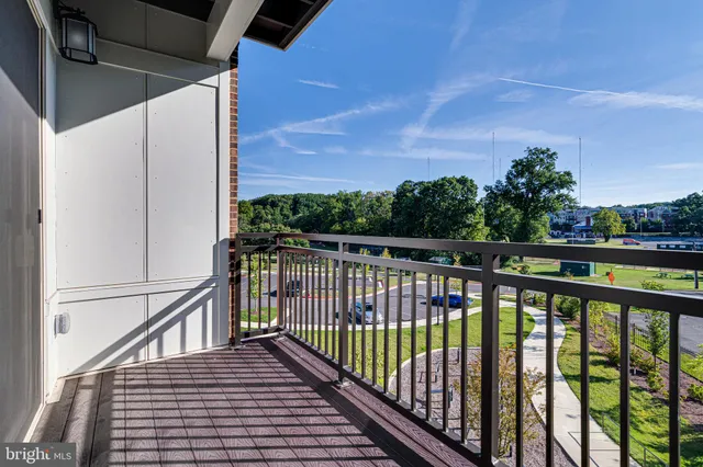$599,000 | 10755 Fairgrounds Drive, Unit 326, Fairfax, VA 22030