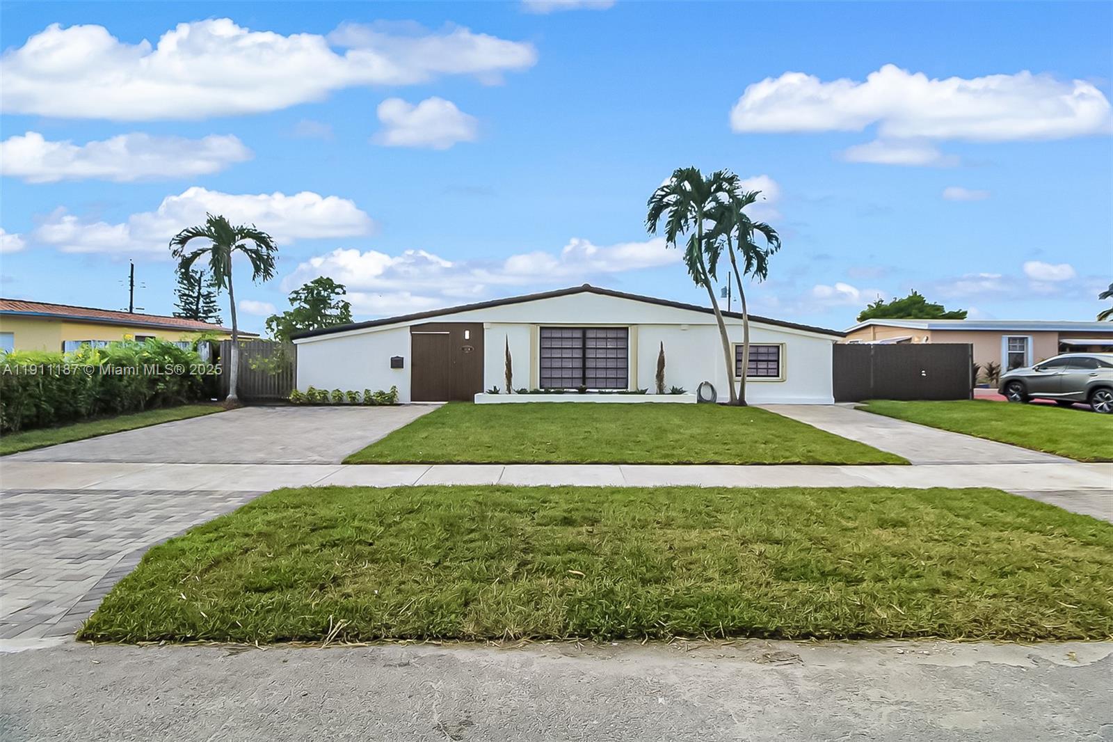 4314 Southwest 97th Court Miami, FL 33165 - Photo 39 of 44