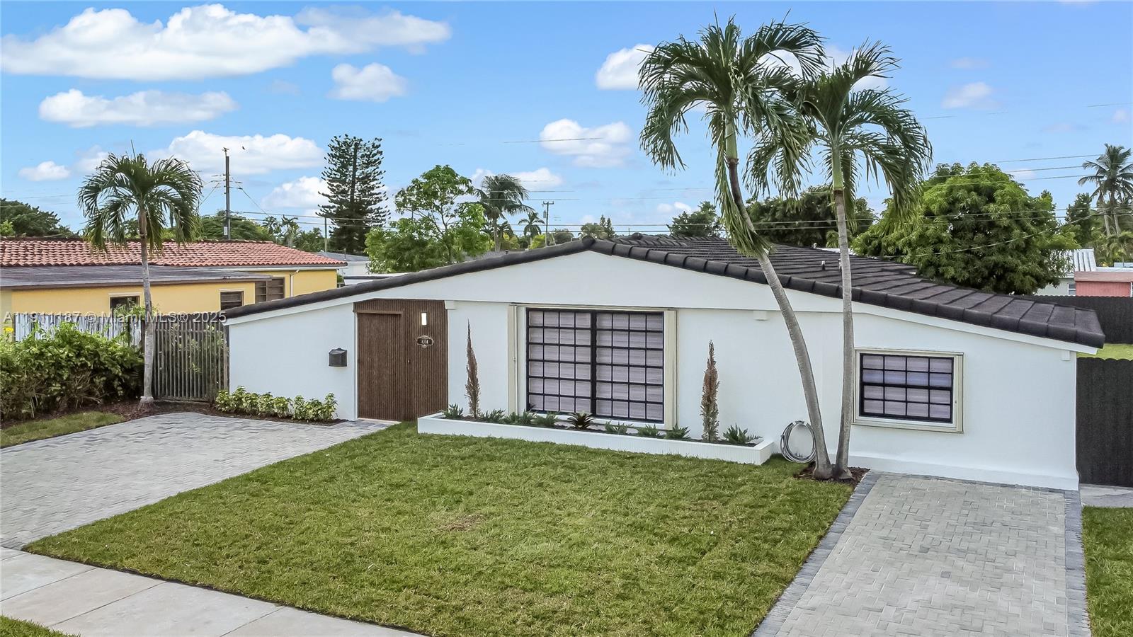 4314 Southwest 97th Court Miami, FL 33165 - Photo 41 of 44