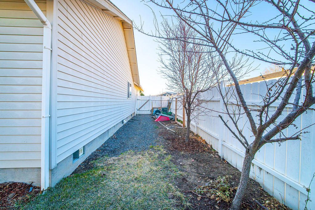 446 Scenic Loop Culver, OR 97734 - Photo 21 of 31 RileyVisuals-102
