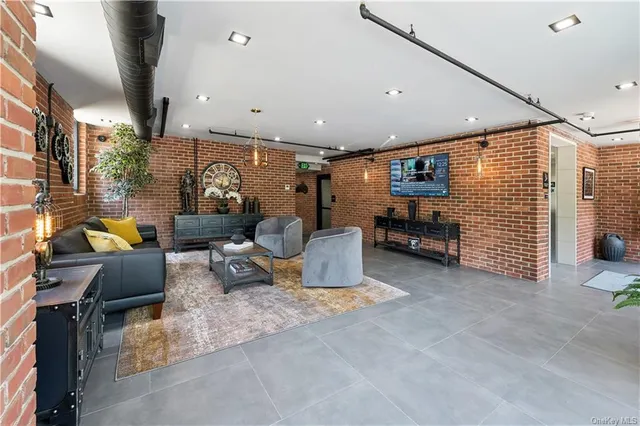 $4,400 | 172 Prospect Avenue, Unit 207, Mamaroneck, NY 10543