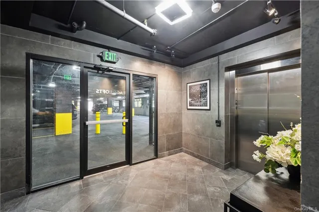 $4,400 | 172 Prospect Avenue, Unit 207, Mamaroneck, NY 10543