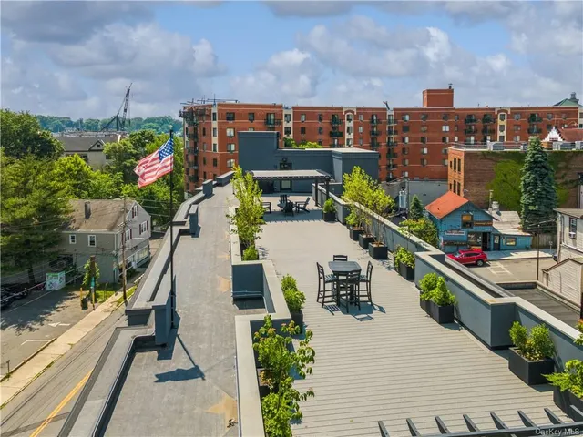 $4,400 | 172 Prospect Avenue, Unit 207, Mamaroneck, NY 10543