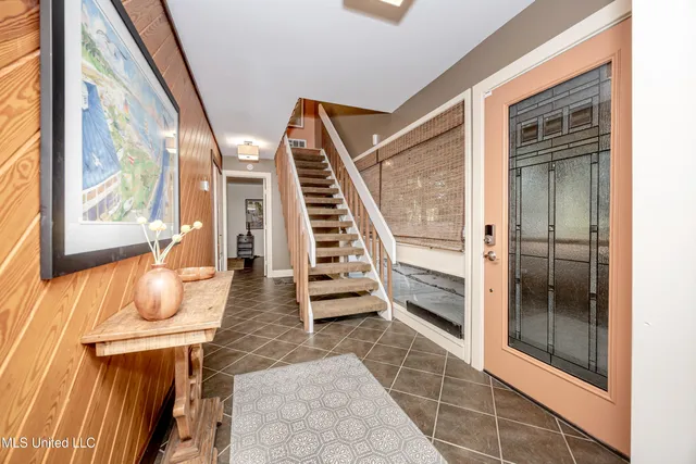 $710,000 | 308 Lovers Lane, Ocean Springs, MS 39564