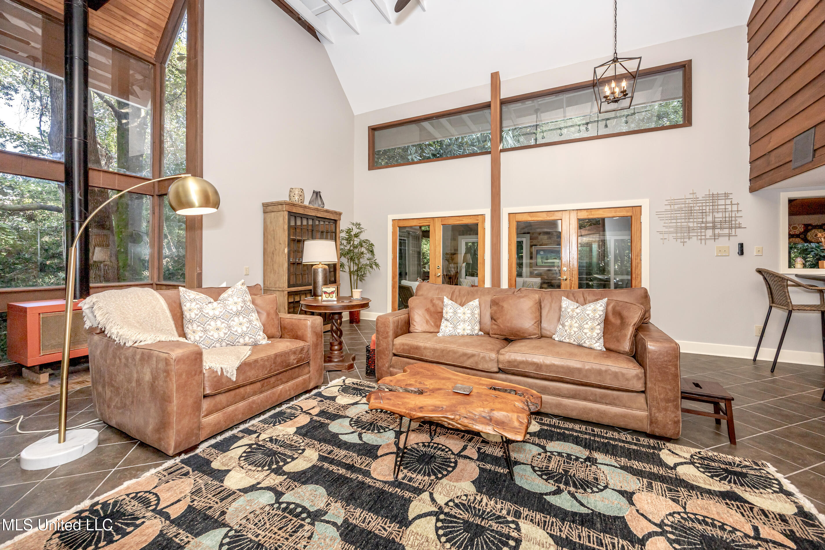 308 Lovers Lane Ocean Springs, MS 39564 - Photo 17 of 103 IMG_2926