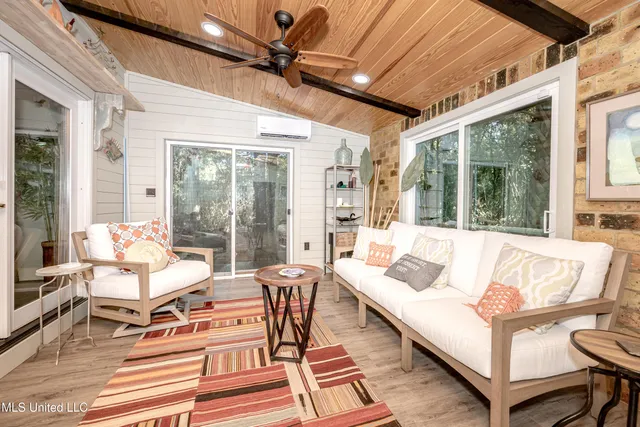 $710,000 | 308 Lovers Lane, Ocean Springs, MS 39564