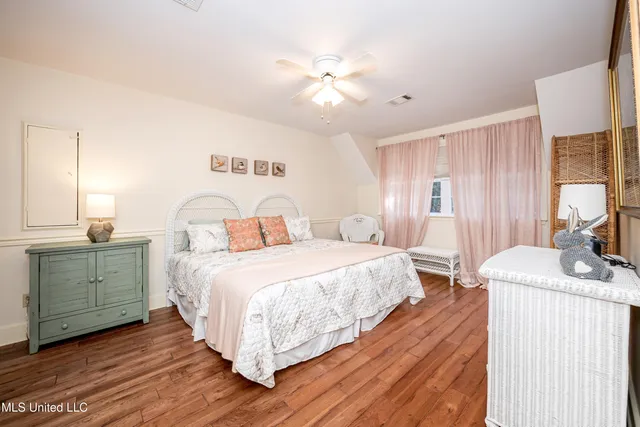 $710,000 | 308 Lovers Lane, Ocean Springs, MS 39564