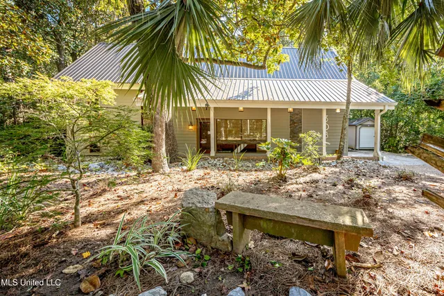 $710,000 | 308 Lovers Lane, Ocean Springs, MS 39564