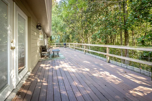 $650,000 | 308 Lovers Lane, Ocean Springs, MS 39564