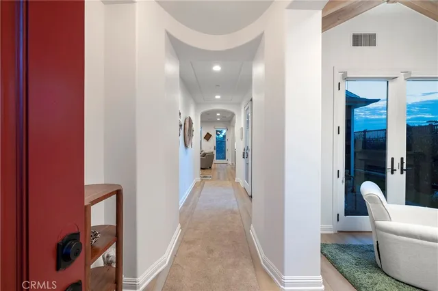 a view of livingroom with furniture