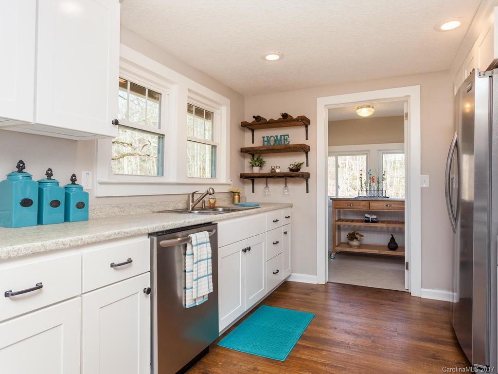 730 Morgan Hill Road Fairview, NC 28730 - Photo 14 of 24 Gallery Image 14