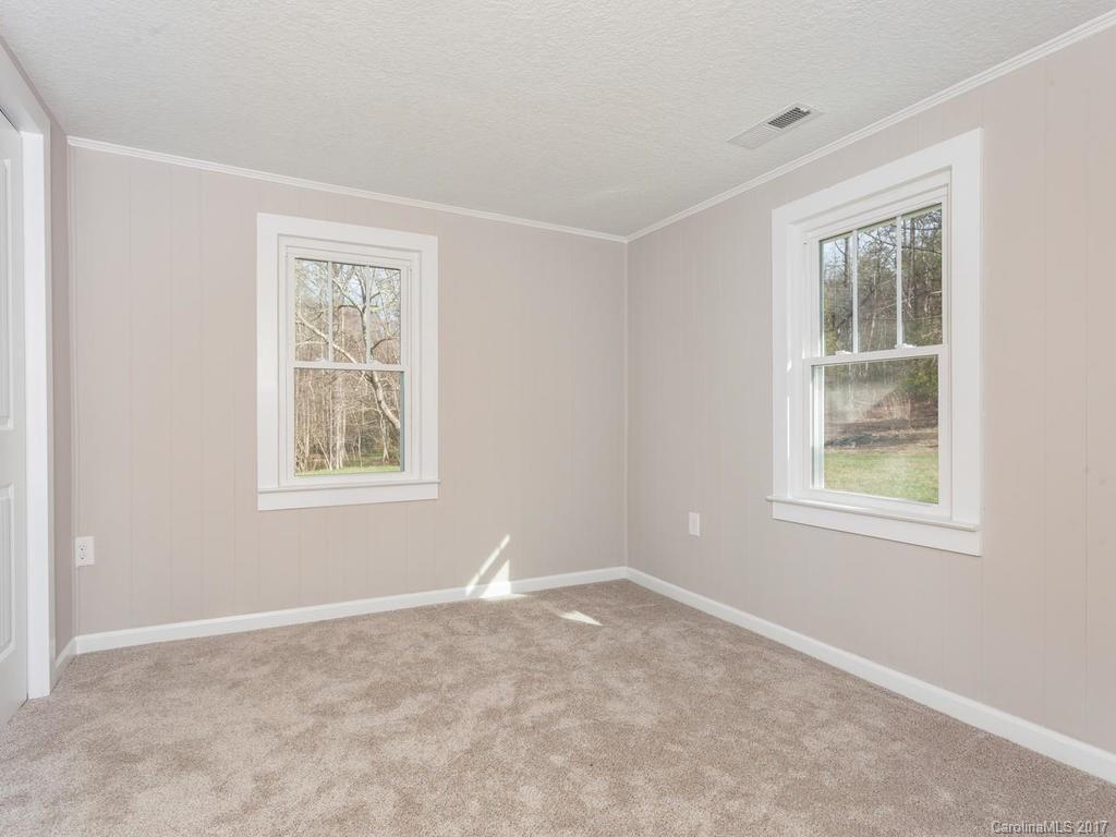 730 Morgan Hill Road Fairview, NC 28730 - Photo 17 of 24 Gallery Image 17