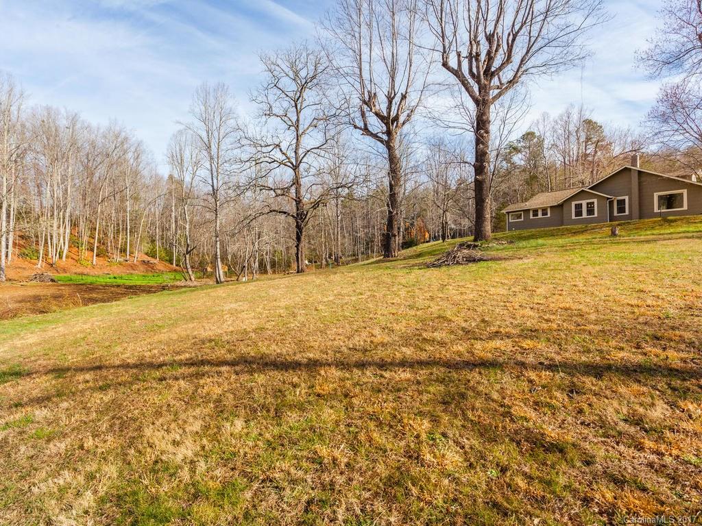 730 Morgan Hill Road Fairview, NC 28730 - Photo 4 of 24 Gallery Image 4