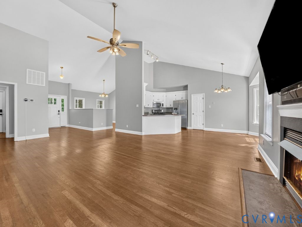 4263 Lockin Road Powhatan, VA 23139 - Photo 10 of 48 Gallery Image 10
